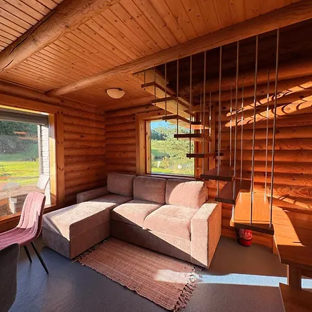 Villa Vaikla Family House *
