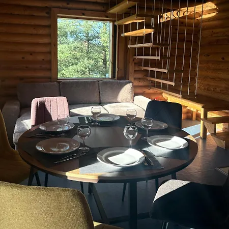 Vaikla Family House *