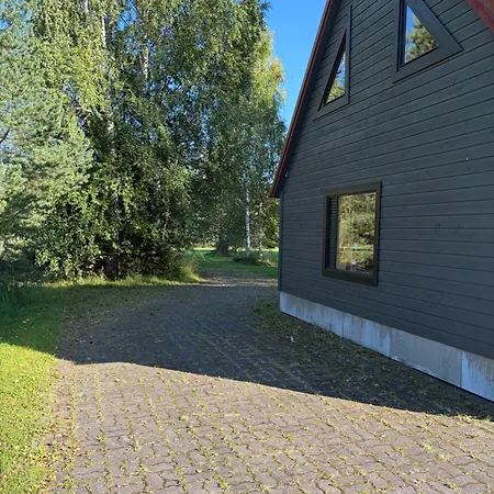 Villa Vaikla Family House